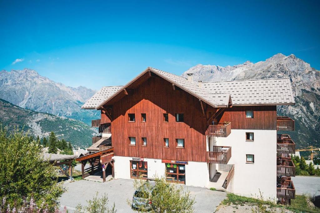 Aparthotel Les Gentianes By Actisource Puy-Saint-Vincent Exterior foto
